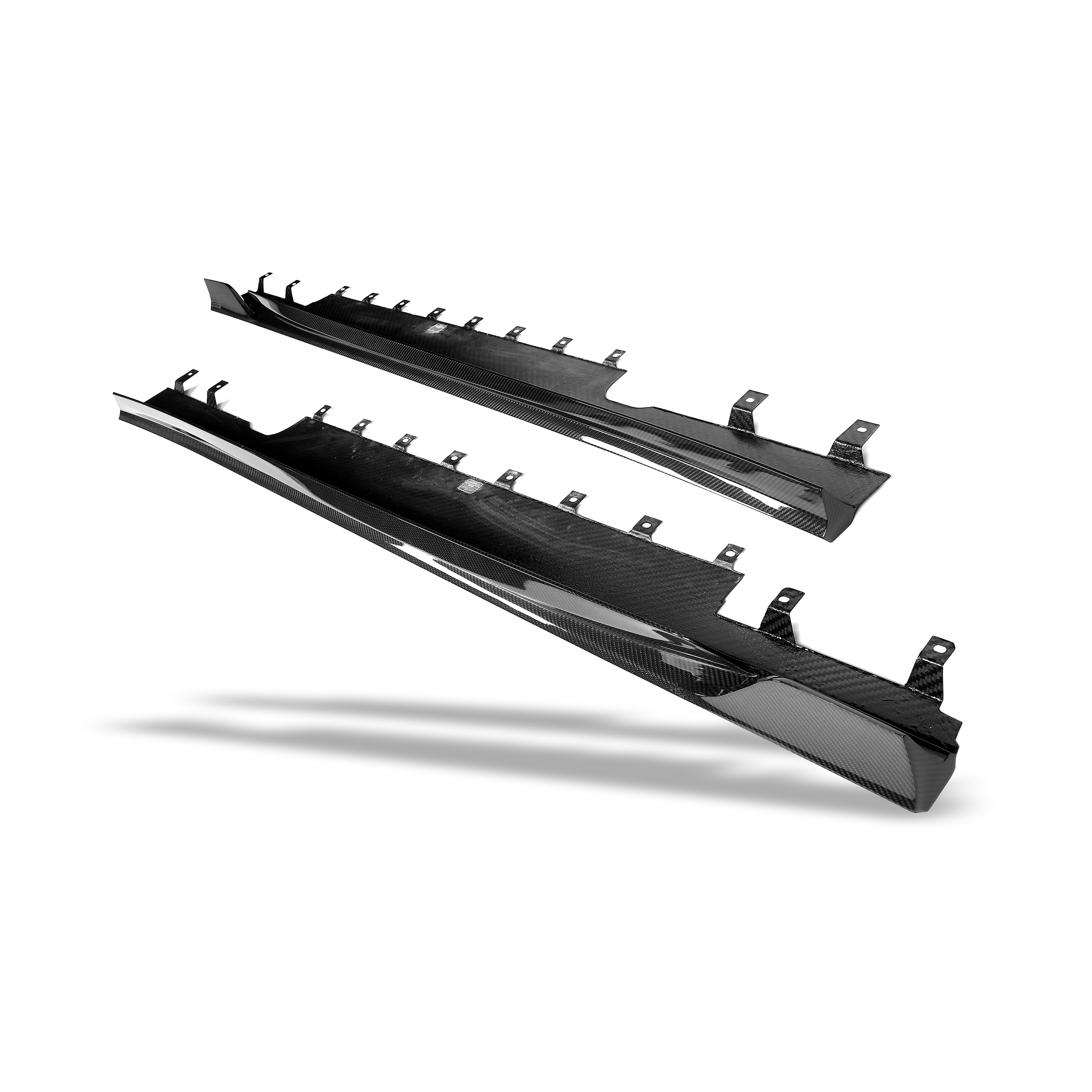 BMW M5 G90 Carbon Fiber Side Skirts - Revozport