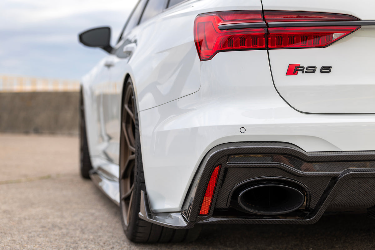EU Audi RS6 C8 — White Street Build