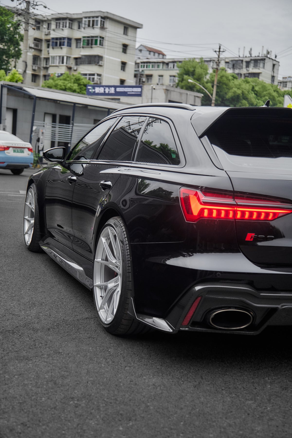 Wuhan RS6 C8