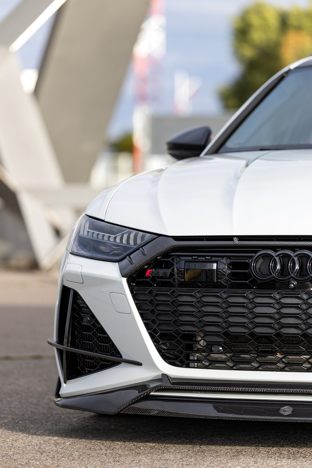 EU Audi RS6 C8 — White Street Build