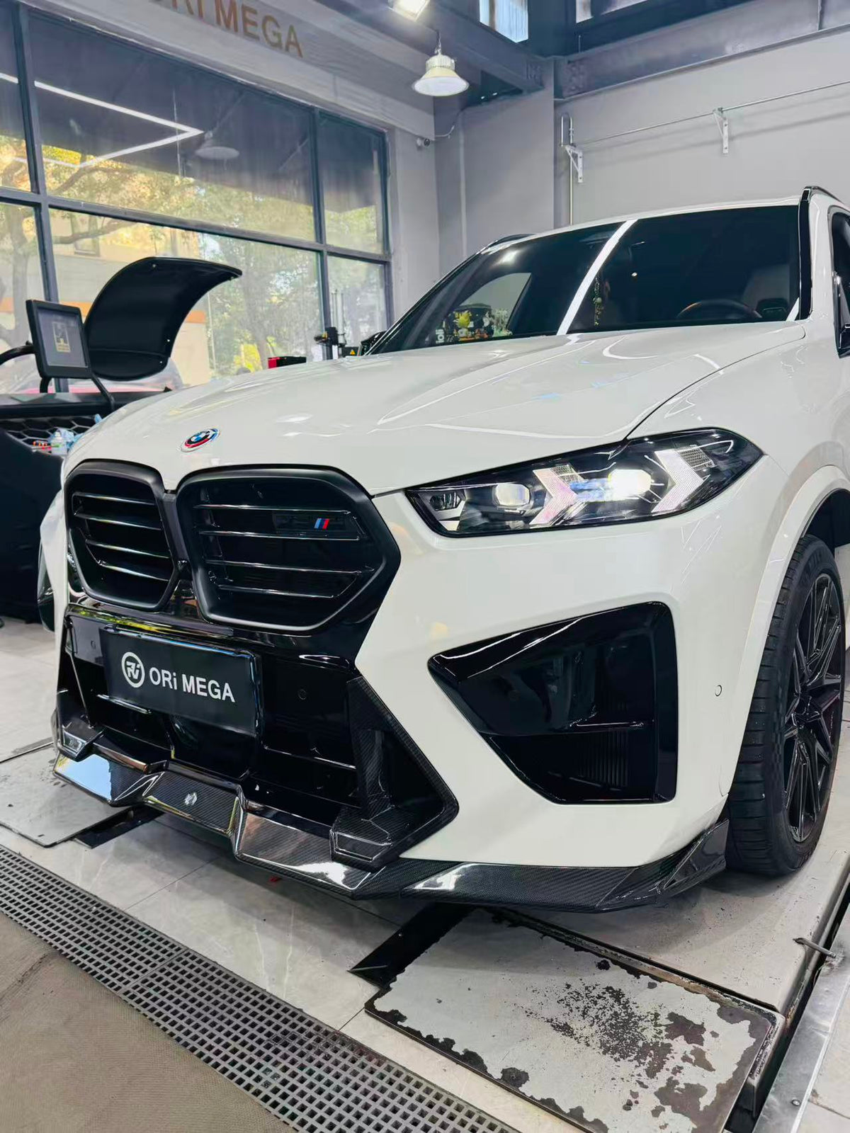 Shanghai BMW X5M F95 LCI Street Build