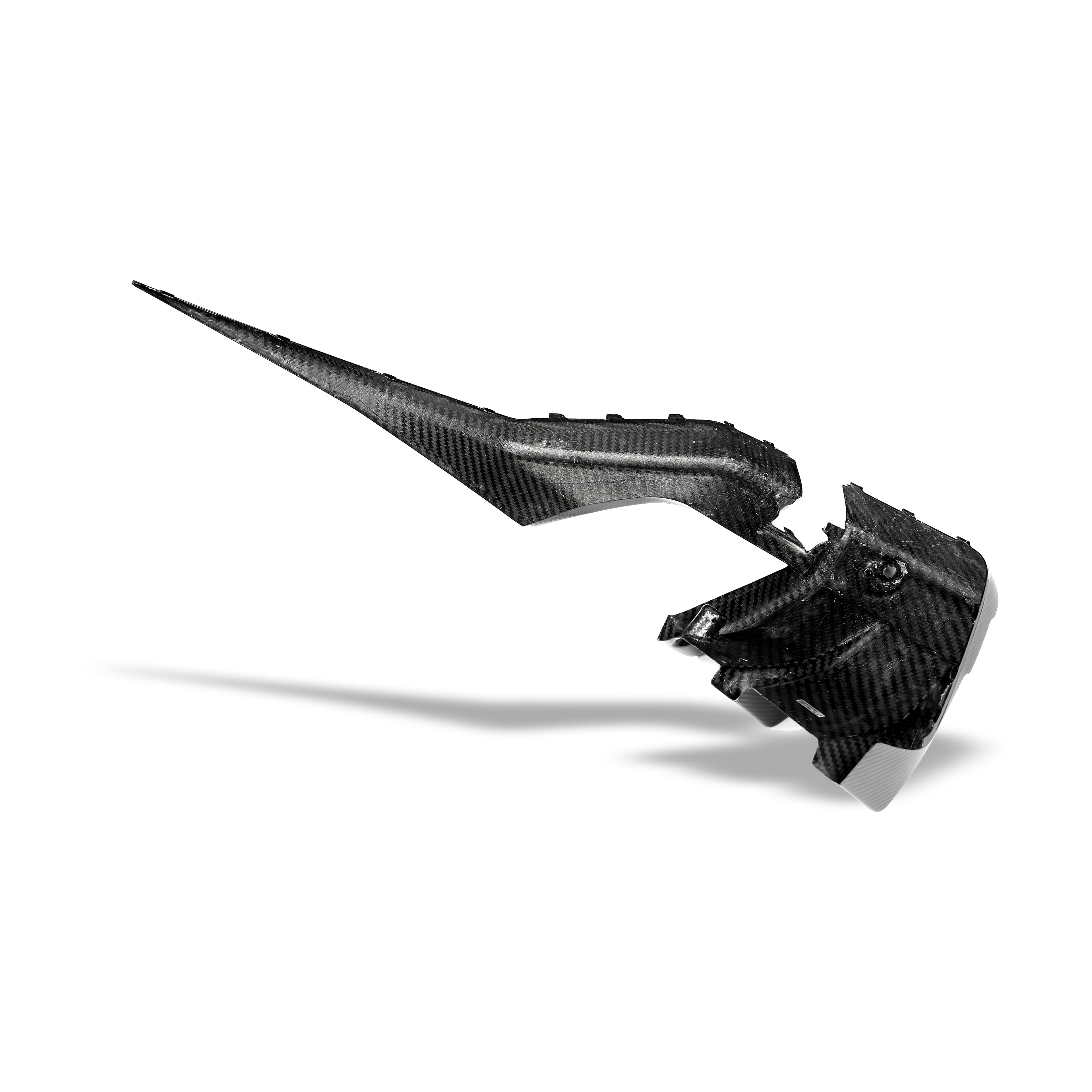 bmw-m5-g90-carbon-fiber-rear-diffuser---revozport