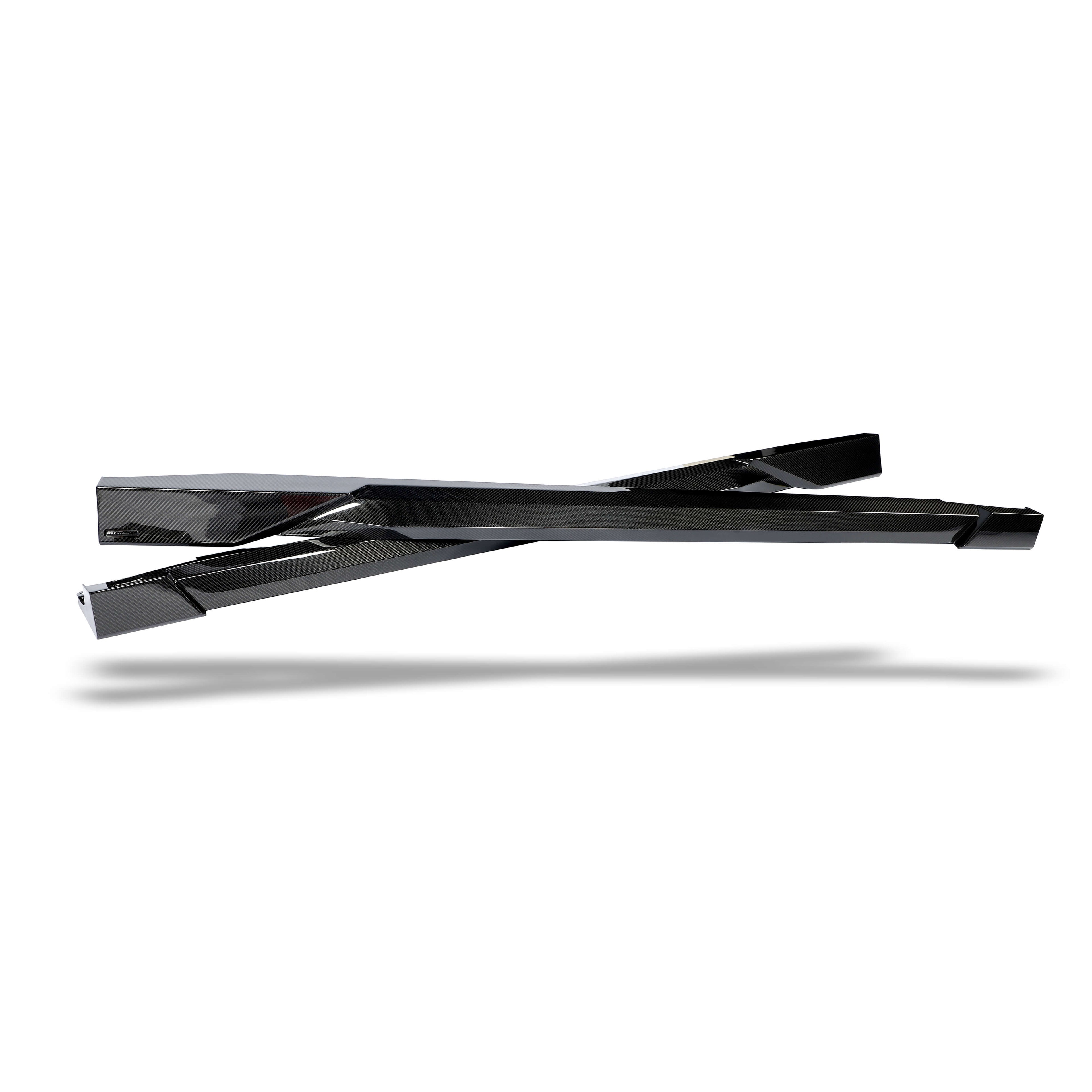 bmw-g09-xm-carbon-fiber-side-skirts