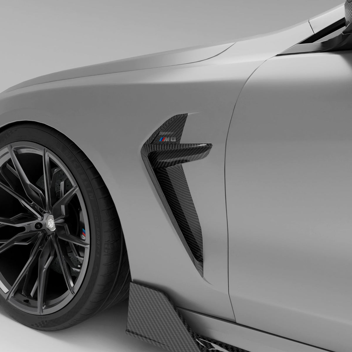 bmw-m8-f92:-close-up-of-the-carbon-fiber-side-vents-at-the-rear