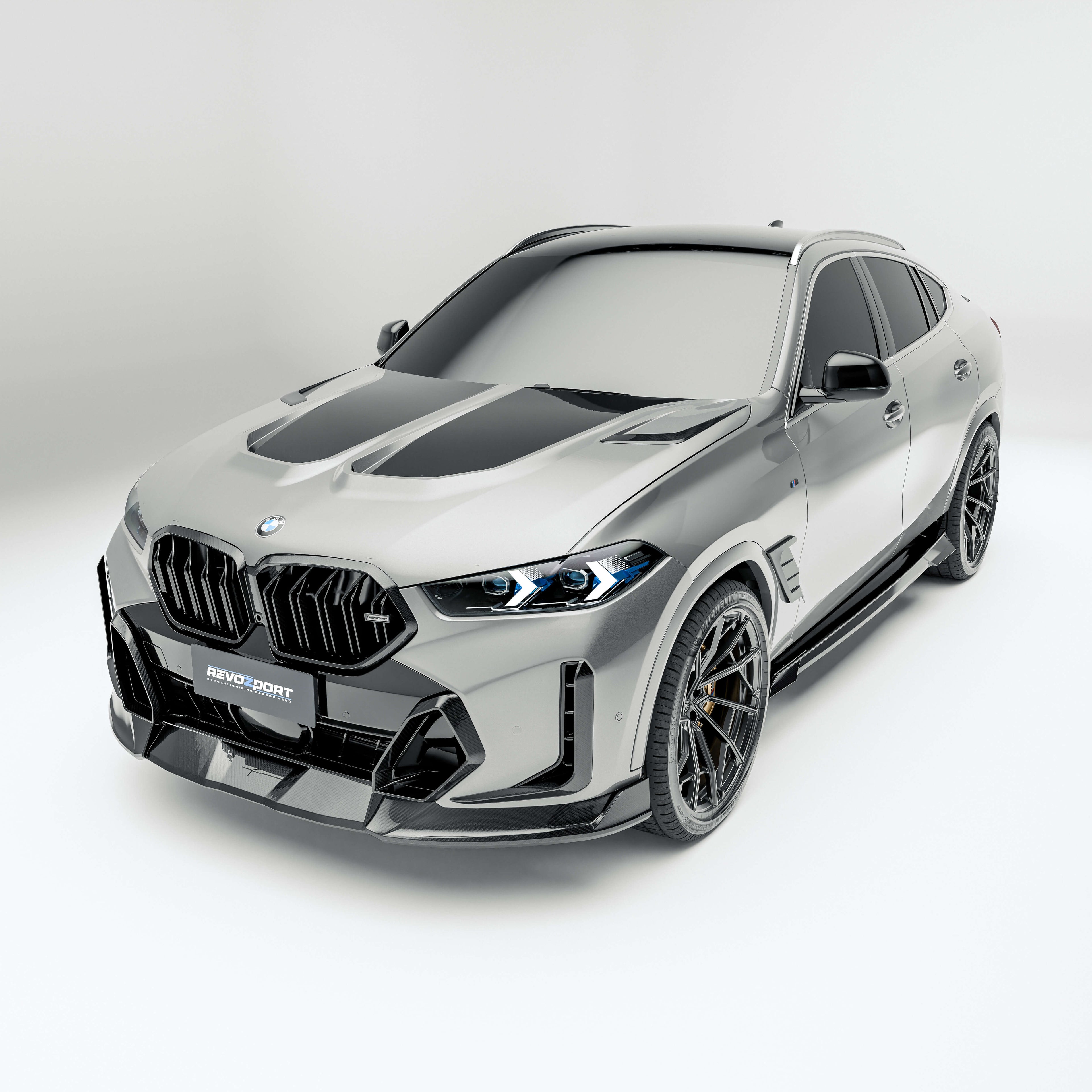 bmw-x6-g06:-full-view-of-the-carbon-fiber-hood-from-the-side-view