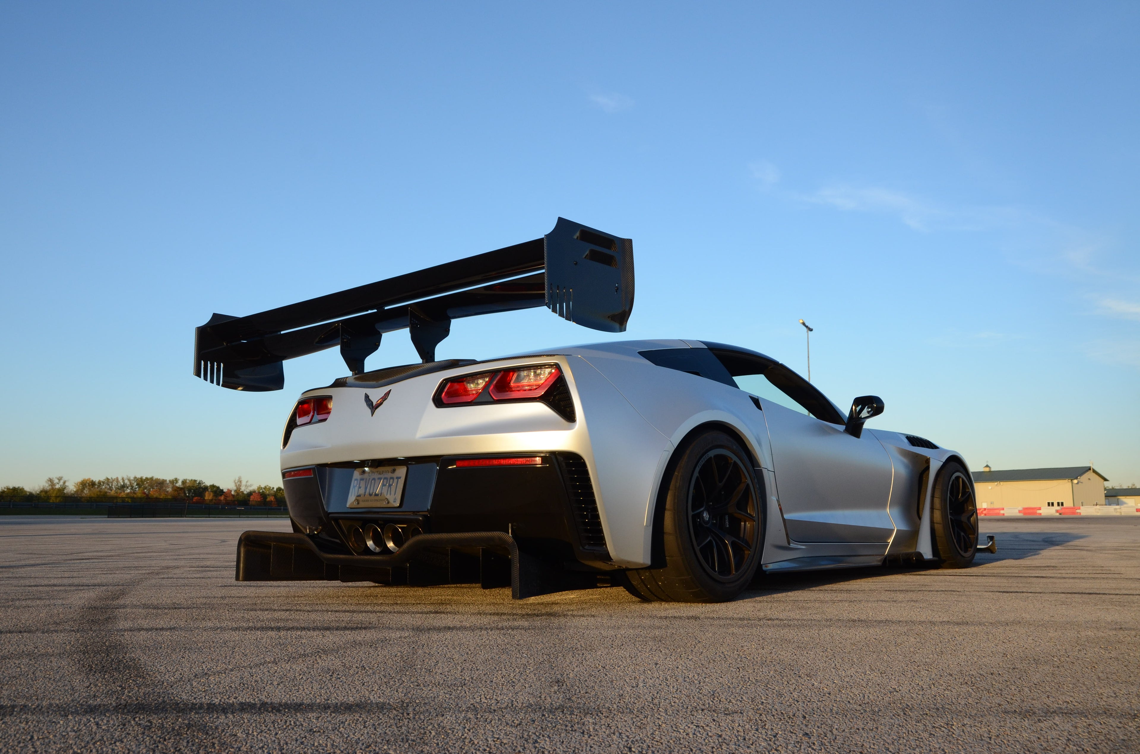 Corvette C7 rear side carbon fiber component