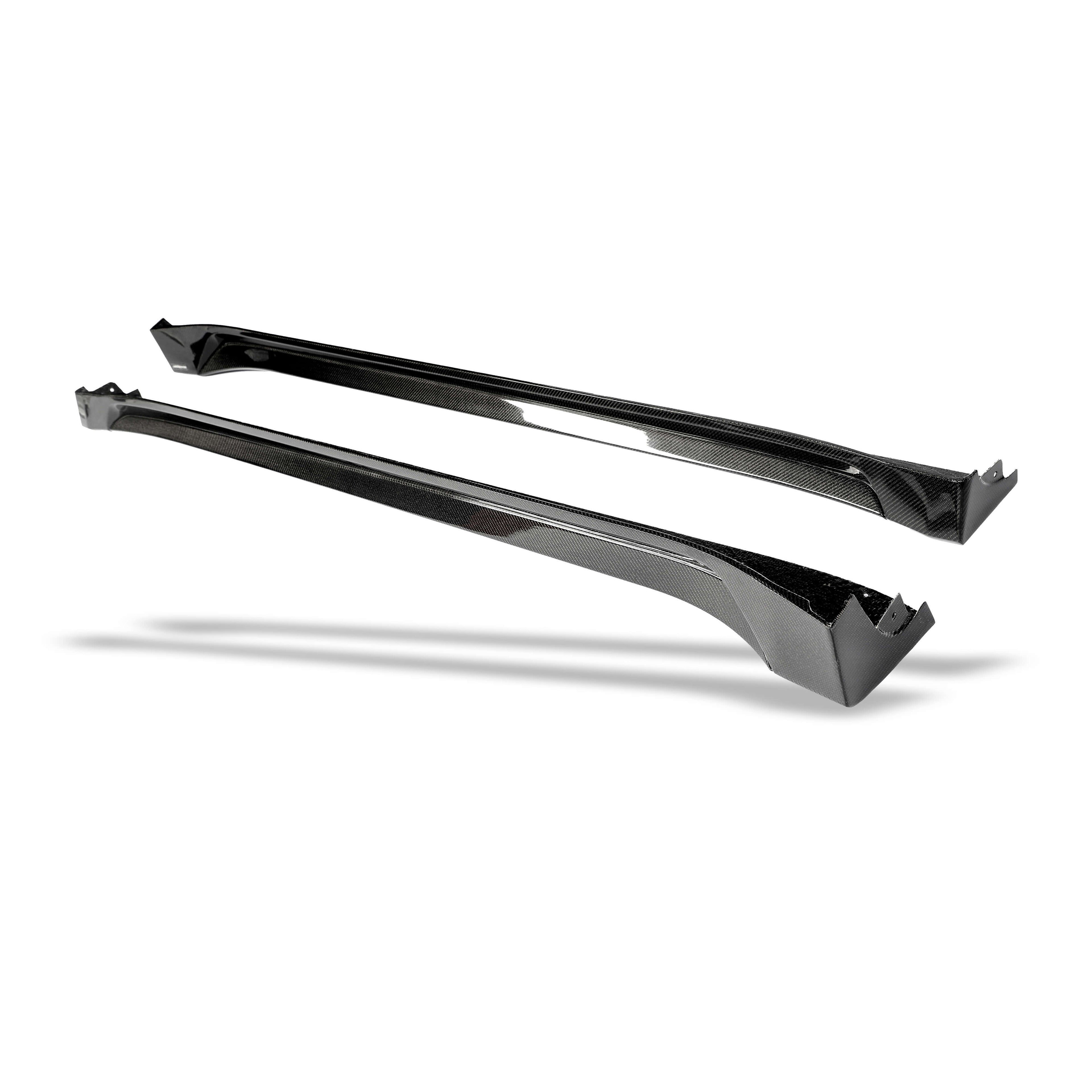 tesla-model-y-facelift-carbon-fiber-side-skirts