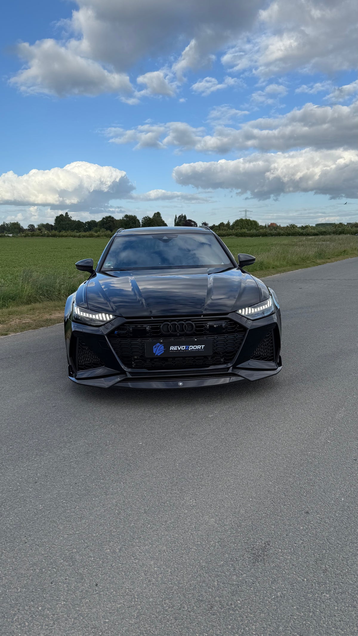 EU Audi RS6 C8 — Black Street Build