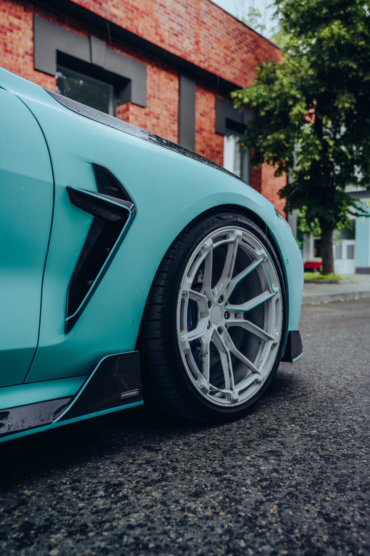 EU BMW M8 F92 — Turquoise Street Build