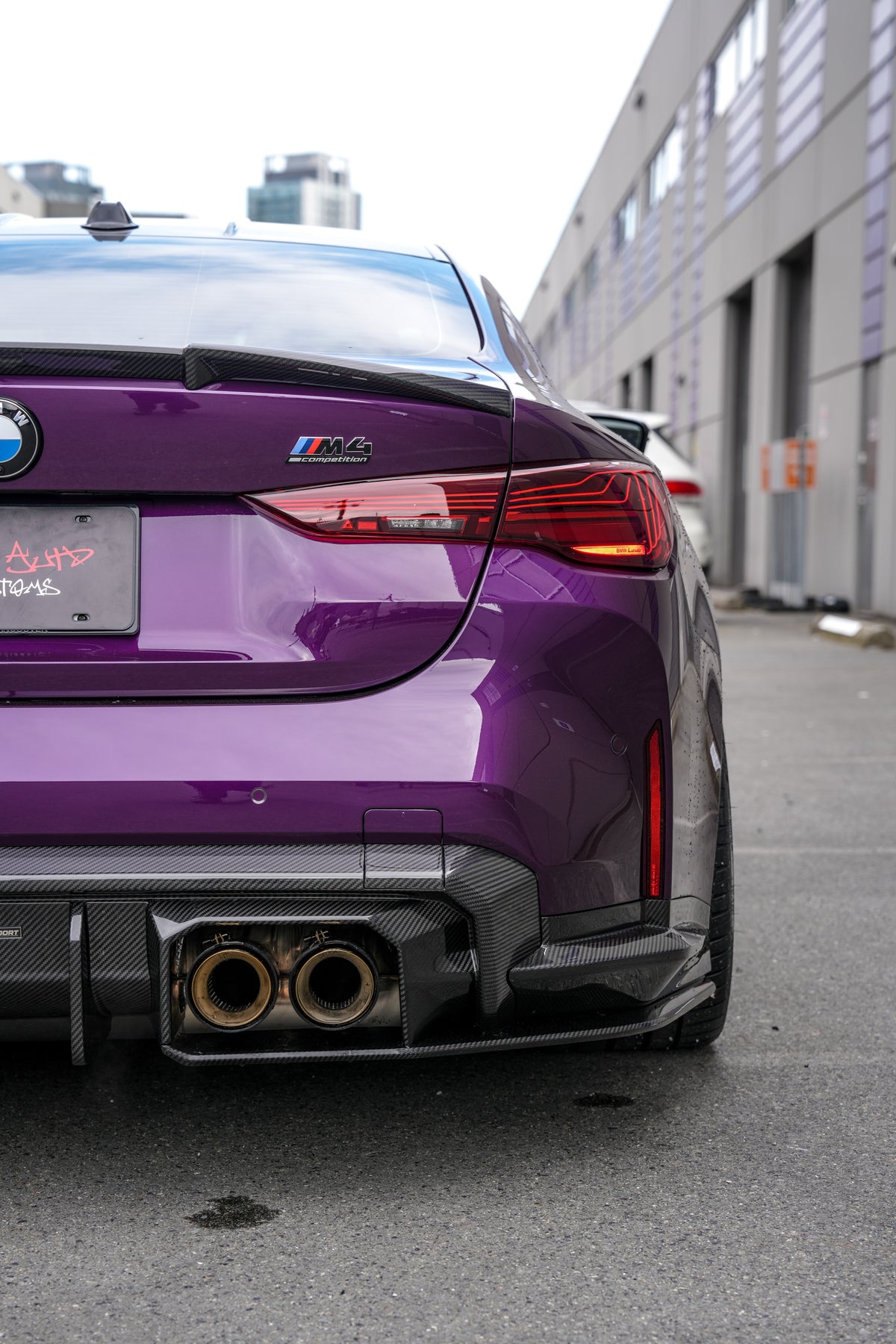 CA BMW M4 G82 — Black Side-Fender Build