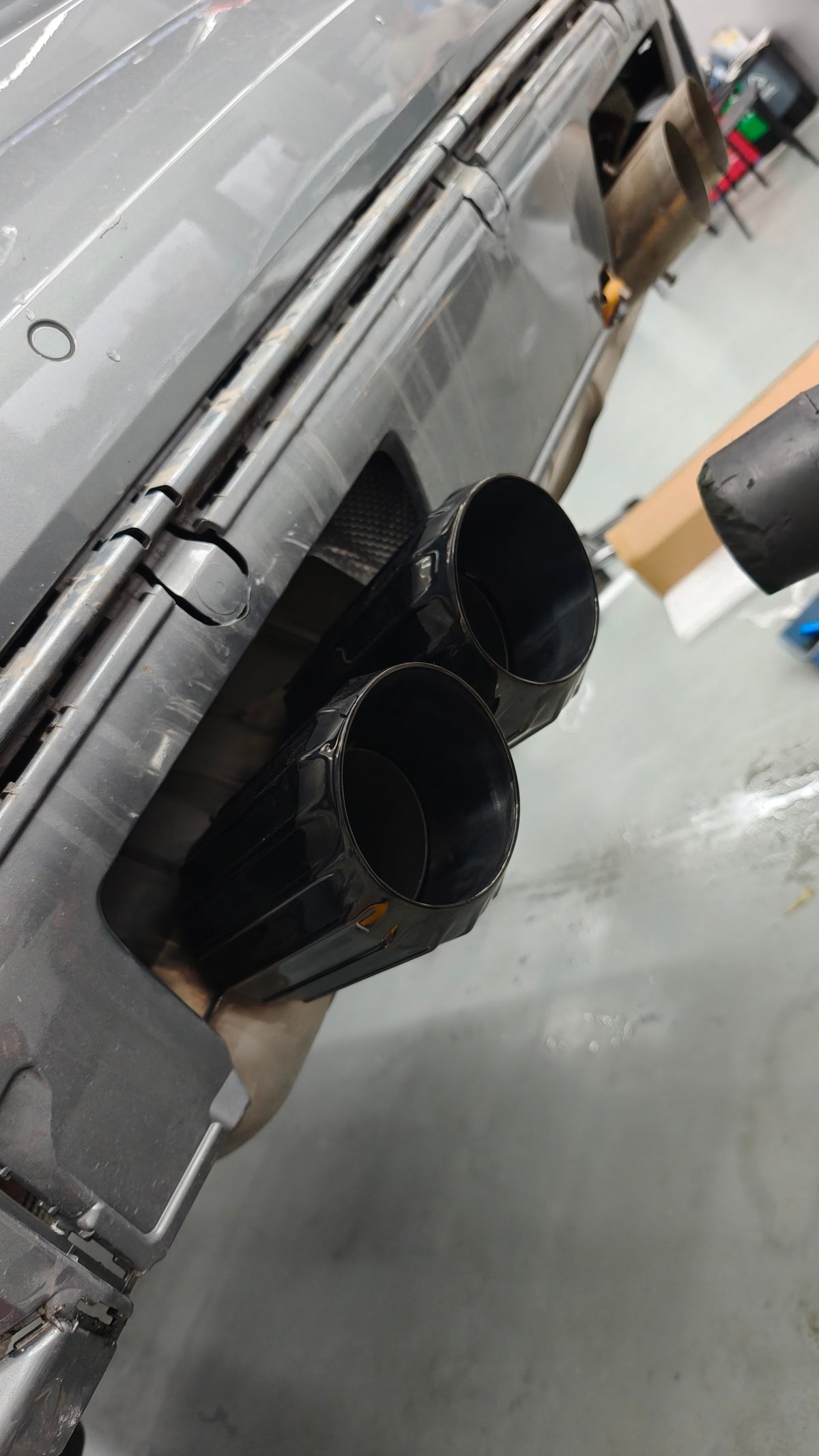 M3 Shenzhen Rear diffuser case202606