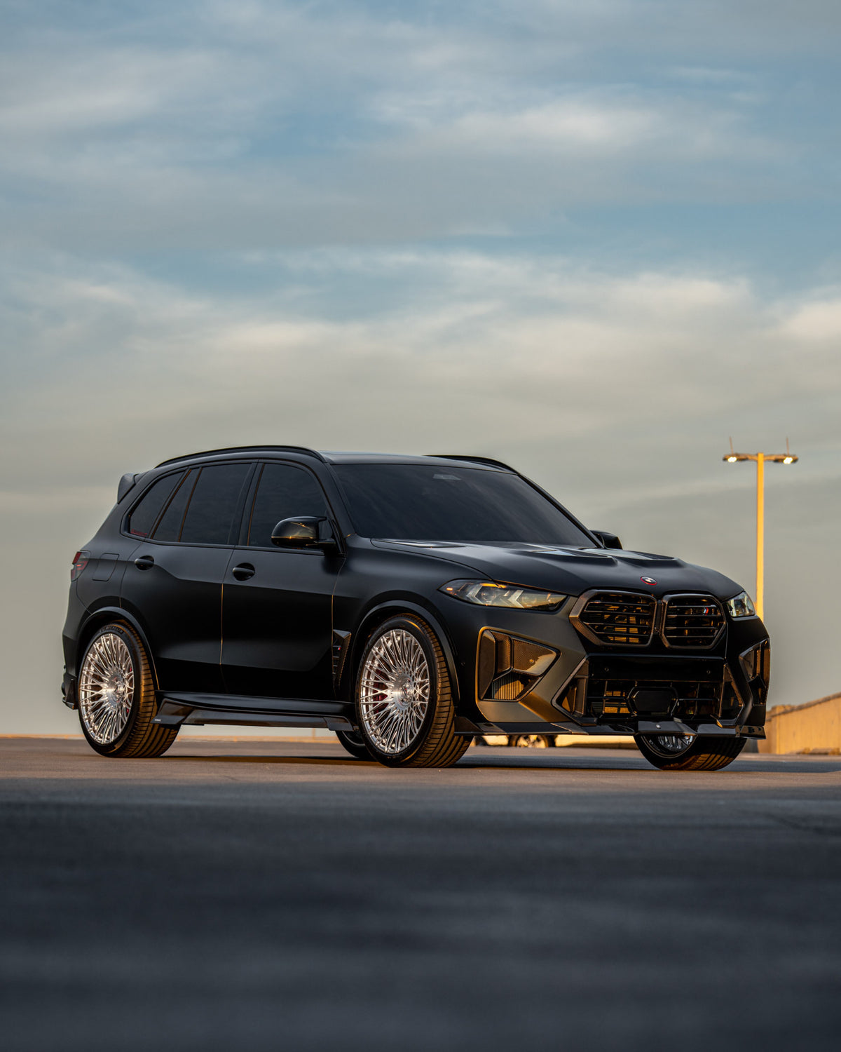 X5M US case202605