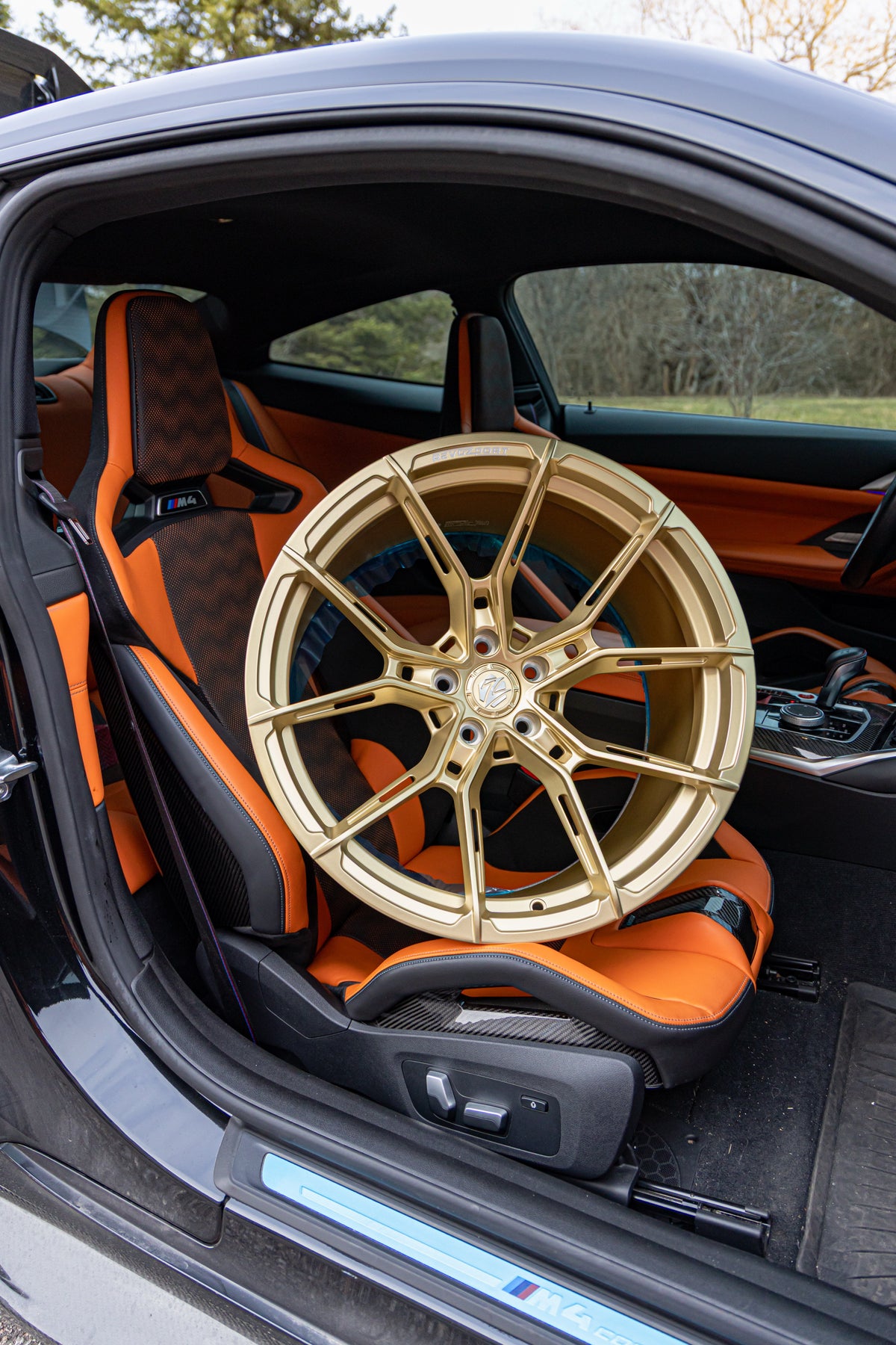 M4 CA W107 Wheels case 202604