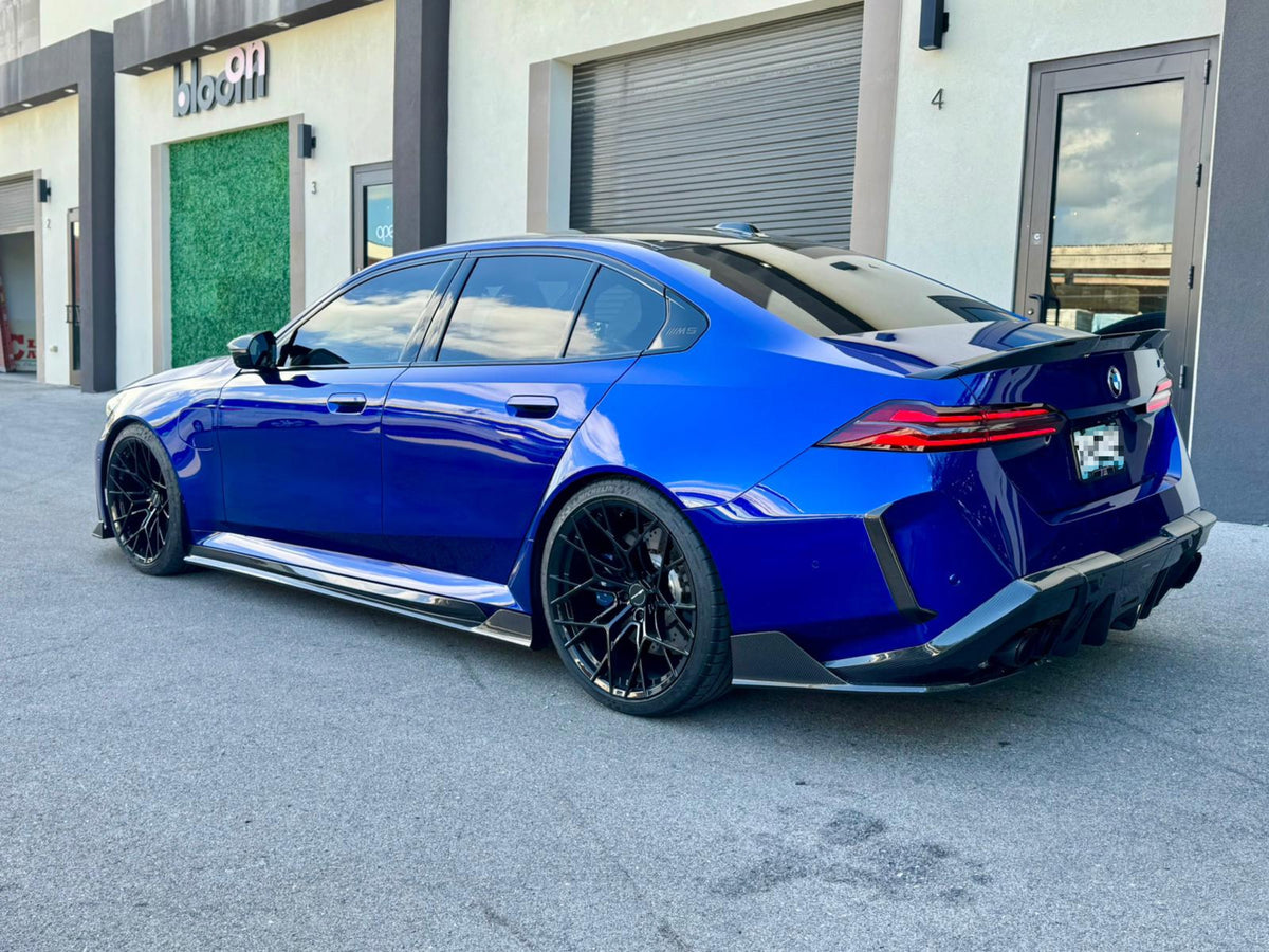 M5 Cayman case202511
