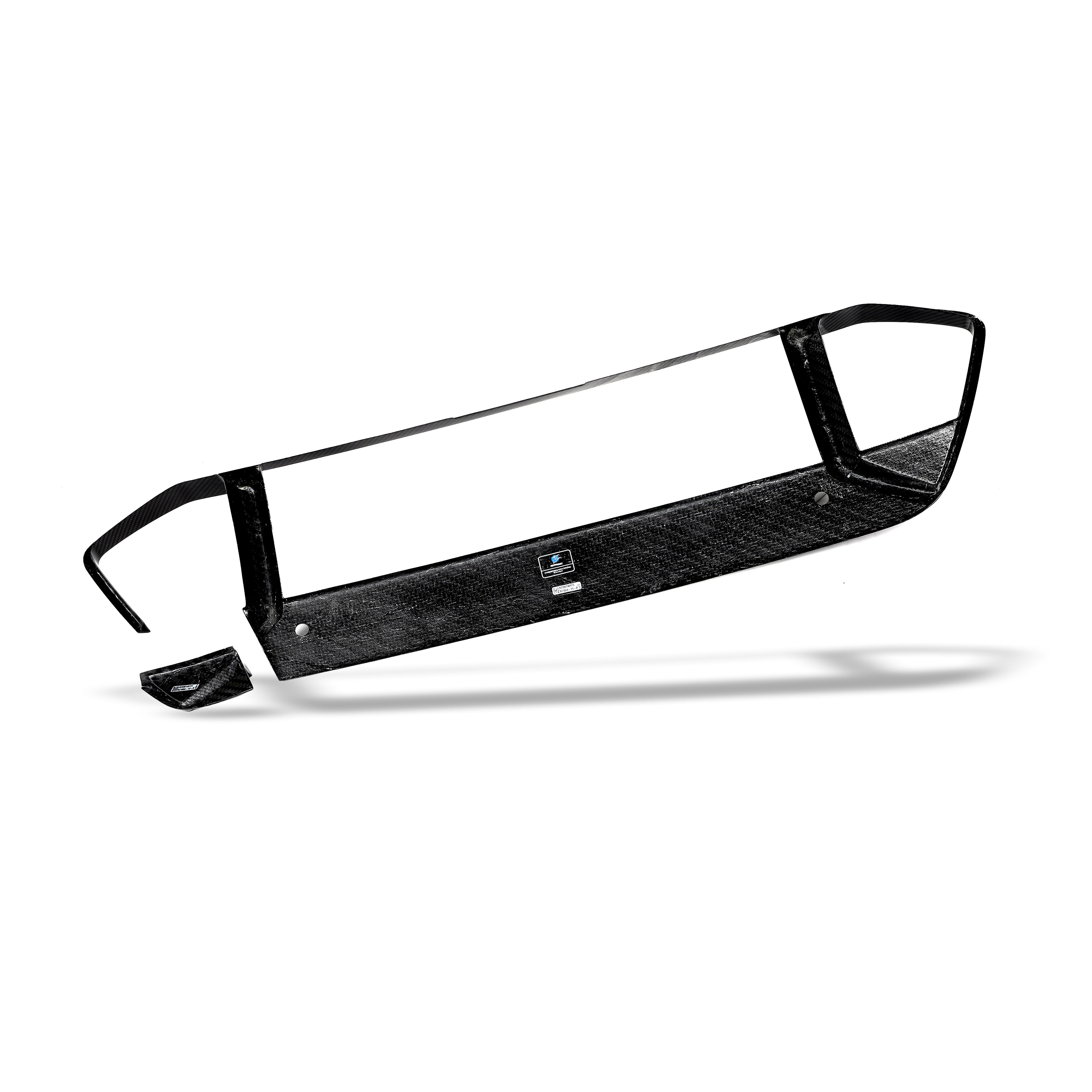 bmw-x5m-f95-pre-lci-carbon-fiber-air-intake-trim